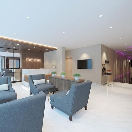 Eightin Hotel Sudirman Jakarta Extérieur photo